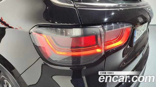 Jeep Compass 2022 thumb 11