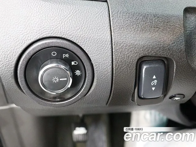 Ford Taurus 2013 thumb 9
