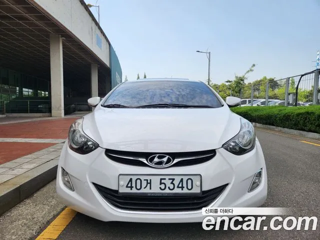 Hyundai Avante 2011 thumb 8