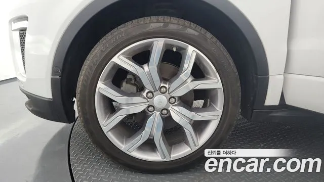 Land Rover Range Rover Evoque 2016 thumb 12