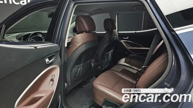 Hyundai Santafe 2016 thumb 7