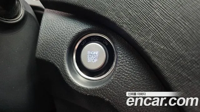 Hyundai Santafe 2016 thumb 9