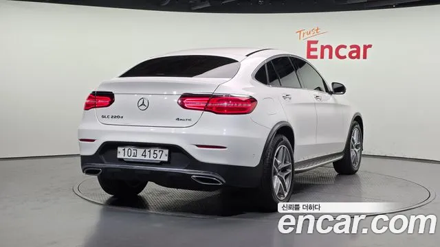 Mercedes-Benz GLC 2017 thumb 12