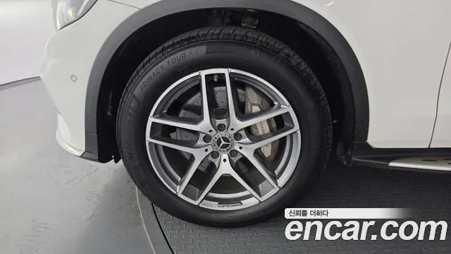 Mercedes-Benz GLC 2017 thumb 4