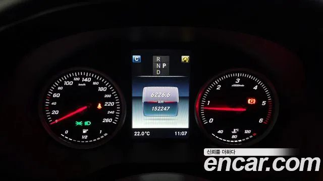 Mercedes-Benz GLC 2017 thumb 3