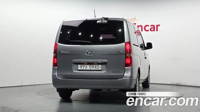 Hyundai Staria 2018 thumb 2