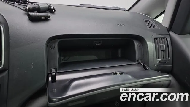 Hyundai Staria 2018 thumb 6