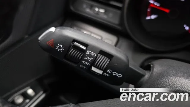 KGM Tivoli Air 2018 thumb 9