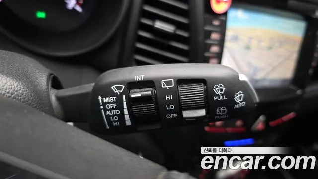 KGM Tivoli Air 2018 thumb 8