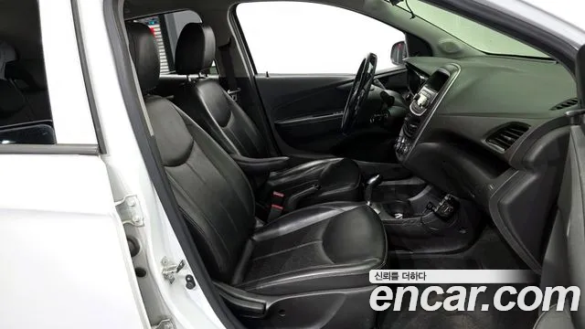 Chevrolet Spark 2016 thumb 4