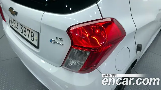 Chevrolet Spark 2016 thumb 7