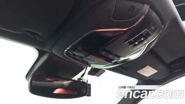 Maserati Quattroporte 2017 thumb 9