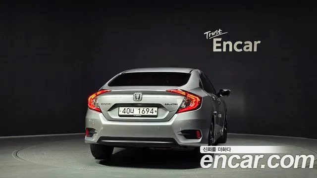 Honda Civic 2017 thumb 10