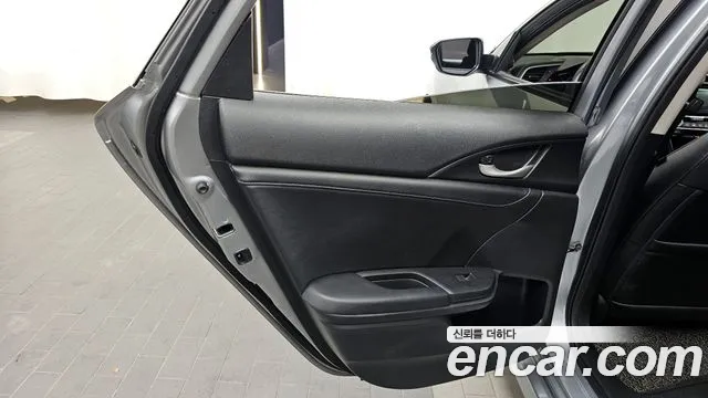 Honda Civic 2017 thumb 2