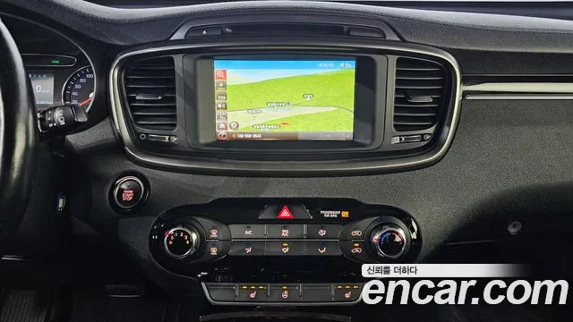 Kia Sorento 2016 thumb 11