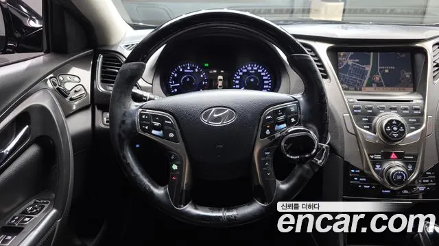 Hyundai Grandeur 2013 thumb 11