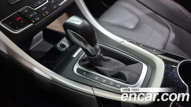 Ford Mondeo 2016 thumb 3