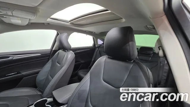 Ford Mondeo 2016 thumb 7