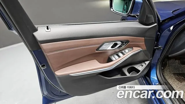 BMW 3 серии 2022 thumb 6
