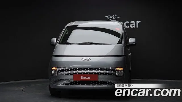 Hyundai Staria 2022 thumb 12