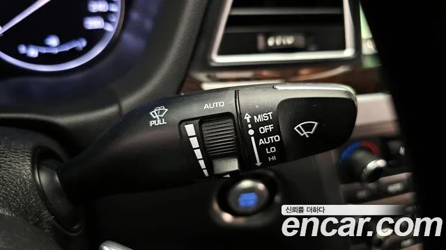 Hyundai Genesis 2015 thumb 4