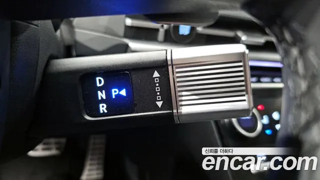 Hyundai Santa Fe 2024 thumb 3