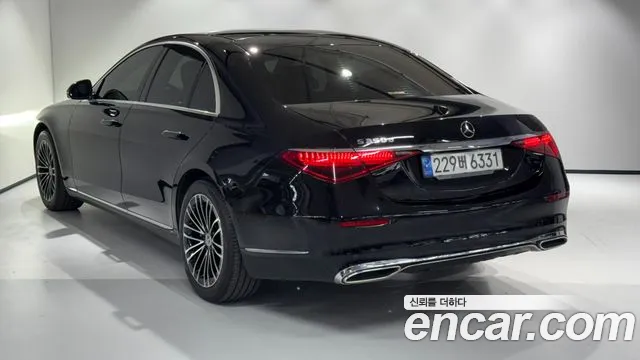Mercedes-Benz S-Class 2023 thumb 8