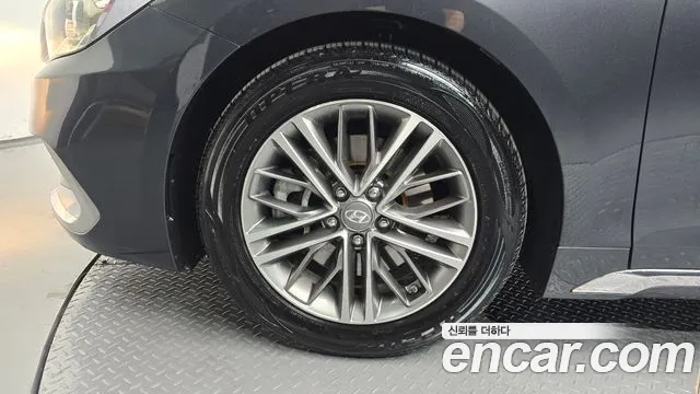 Hyundai Grandeur 2016 thumb 5