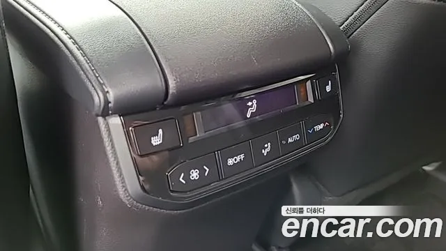 Toyota Highlander 2025 thumb 9