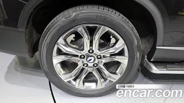 KGM Rexton 2019 thumb 2