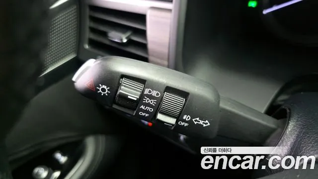 KGM Rexton 2019 thumb 3