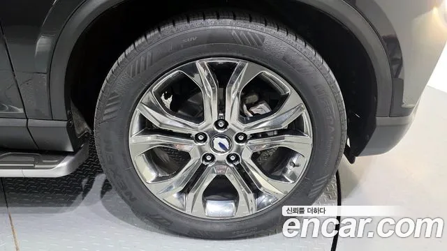 KGM Rexton 2019 thumb 6