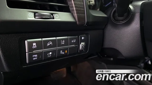 KGM Rexton 2019 thumb 12