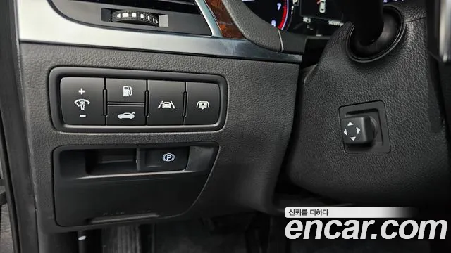 Hyundai Genesis 2015 thumb 4