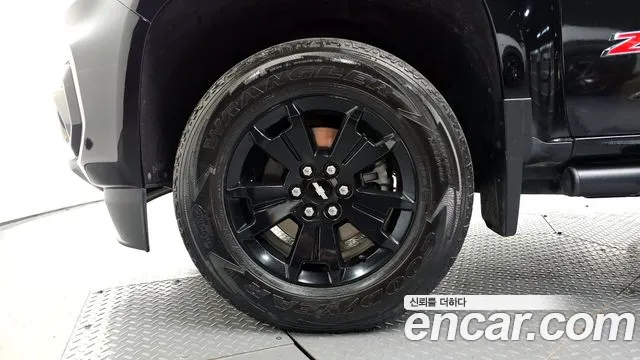 Chevrolet Colorado 2022 thumb 12