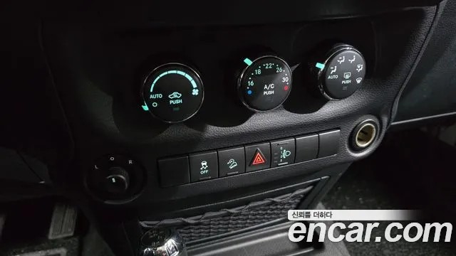 Jeep Wrangler 2016 thumb 10