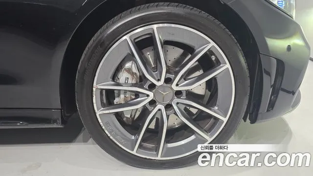 Mercedes-Benz C-Class 2022 thumb 5