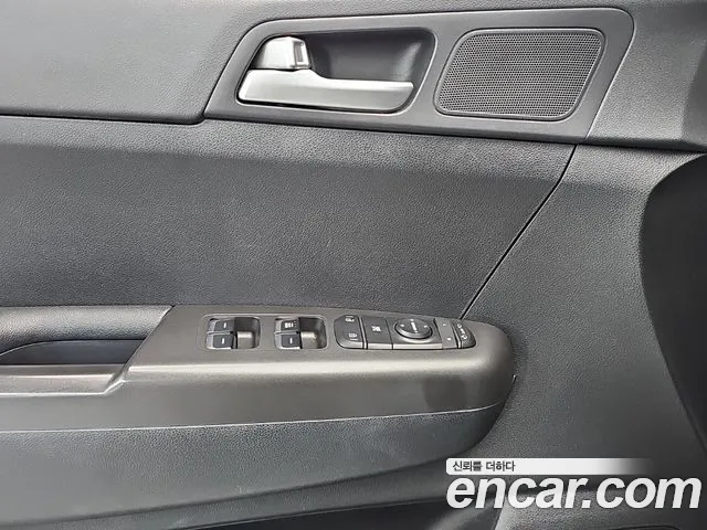 Kia Sportage 2015 thumb 9