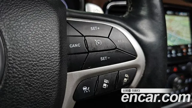 Jeep Grand Cherokee 2020 thumb 5