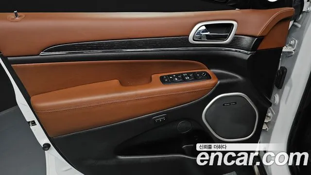 Jeep Grand Cherokee 2020 thumb 7