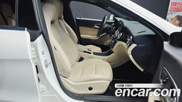 Mercedes-Benz A-Класс 2014 thumb 10