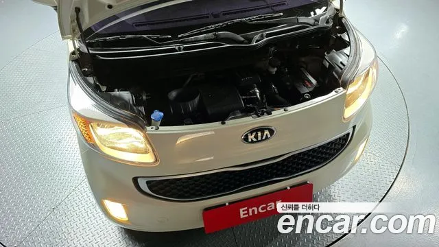 Kia Ray 2015 thumb 10