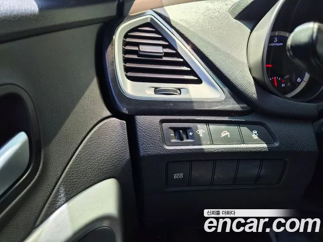 Hyundai DM 2012 thumb 11