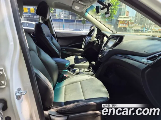 Hyundai DM 2012 thumb 12