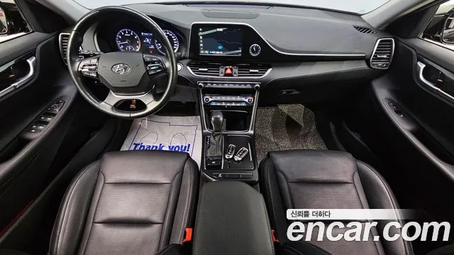 Hyundai Grandeur 2017 thumb 2