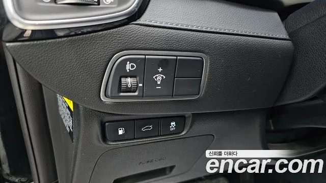 Hyundai Grandeur 2017 thumb 8