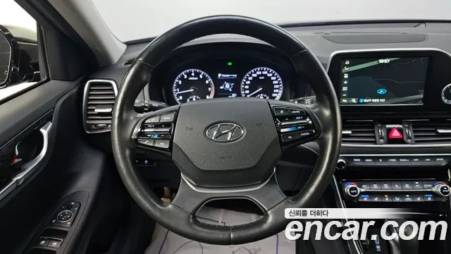 Hyundai Grandeur 2017 thumb 5