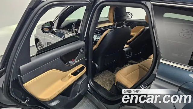 Lincoln Corsair 2020 thumb 9