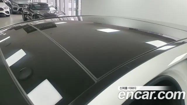 Mercedes-Benz E-Class 2022 thumb 7