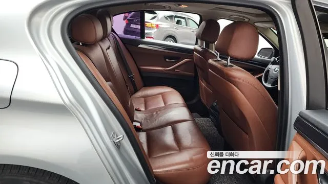 BMW 5 серии 2014 thumb 8